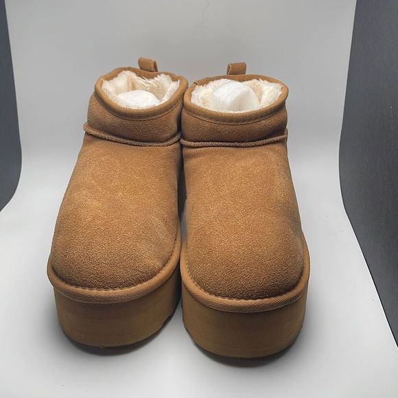 CUSHIONAIRE Women's Genuine Suede pull on platform boot +Memory Foam 10 WIDE CHE - Picture 2 of 7